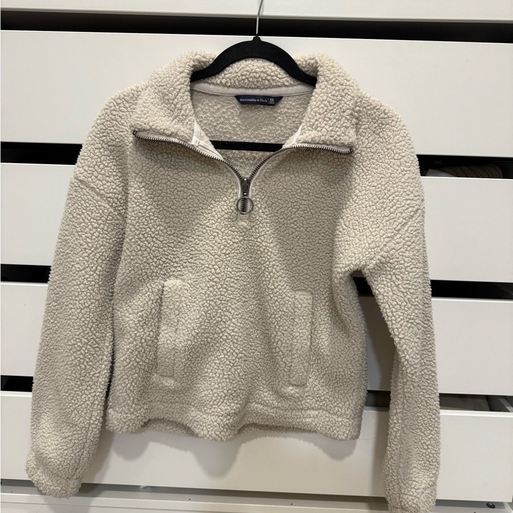 ABERCROMBIE A&F Sherpa Fleece Quarter Zip Sweatshirt